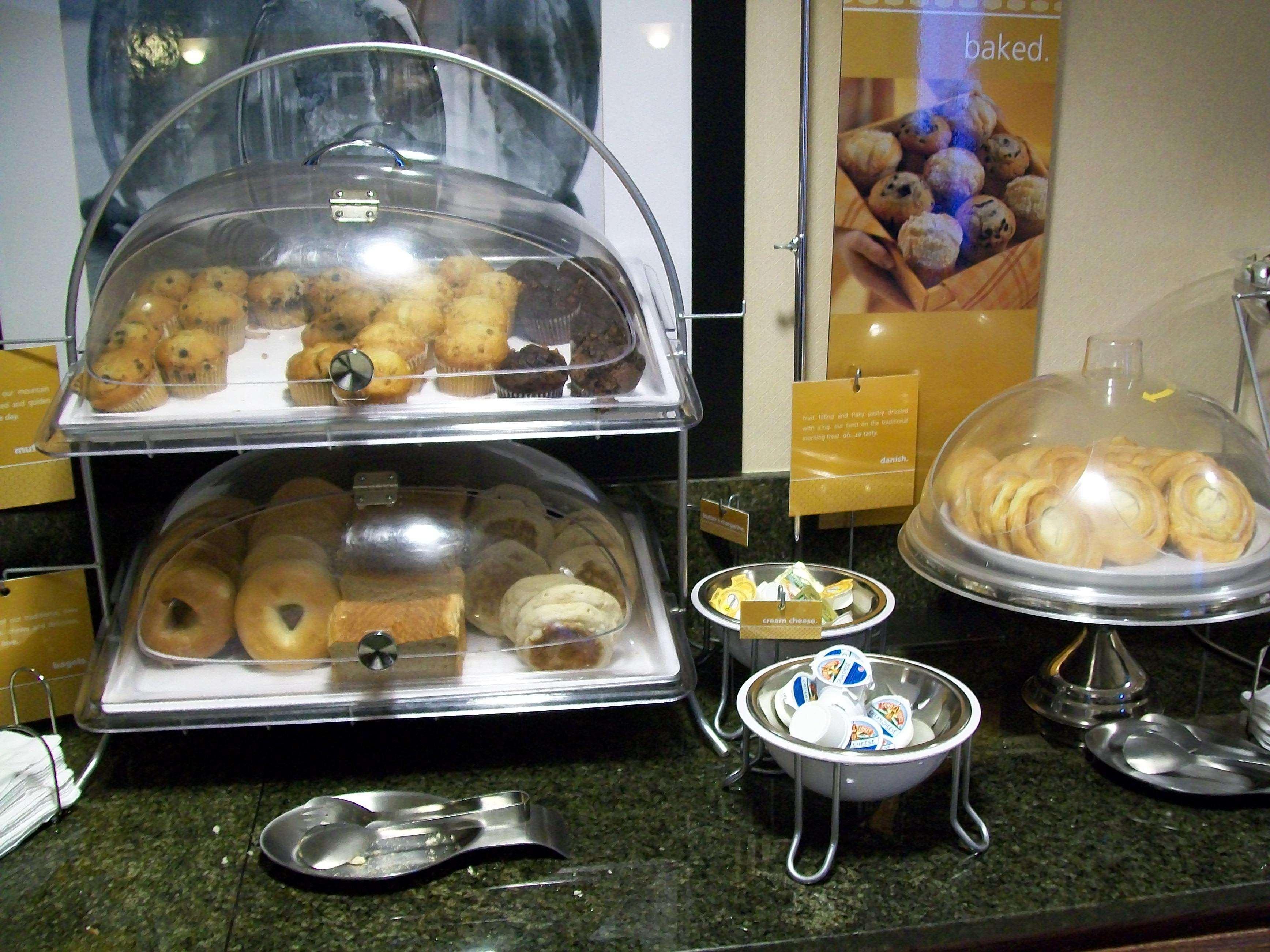 Hampton Inn & Suites Natchez Restaurant photo